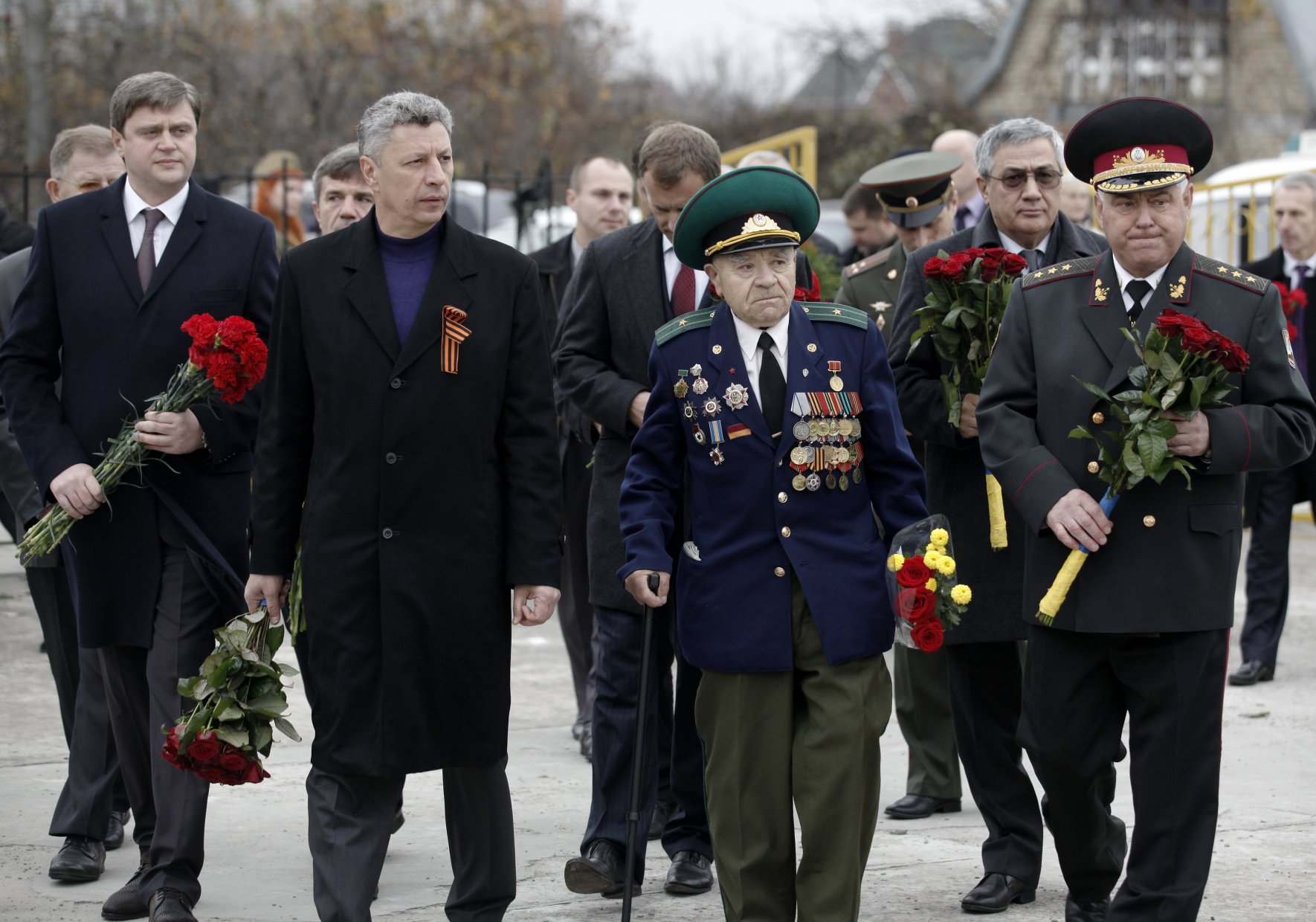 Для багатьох ветеранів та війна триває й досі. Фото УНIAН