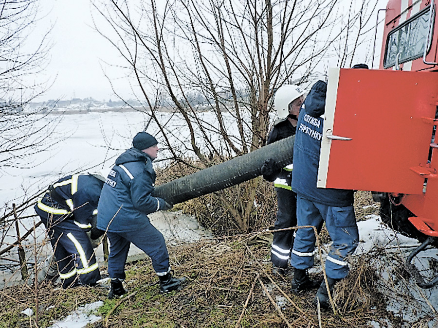 Готовність працівників ДСНС гартується у постійних тренуваннях. Фото з сайту mns.gov.ua