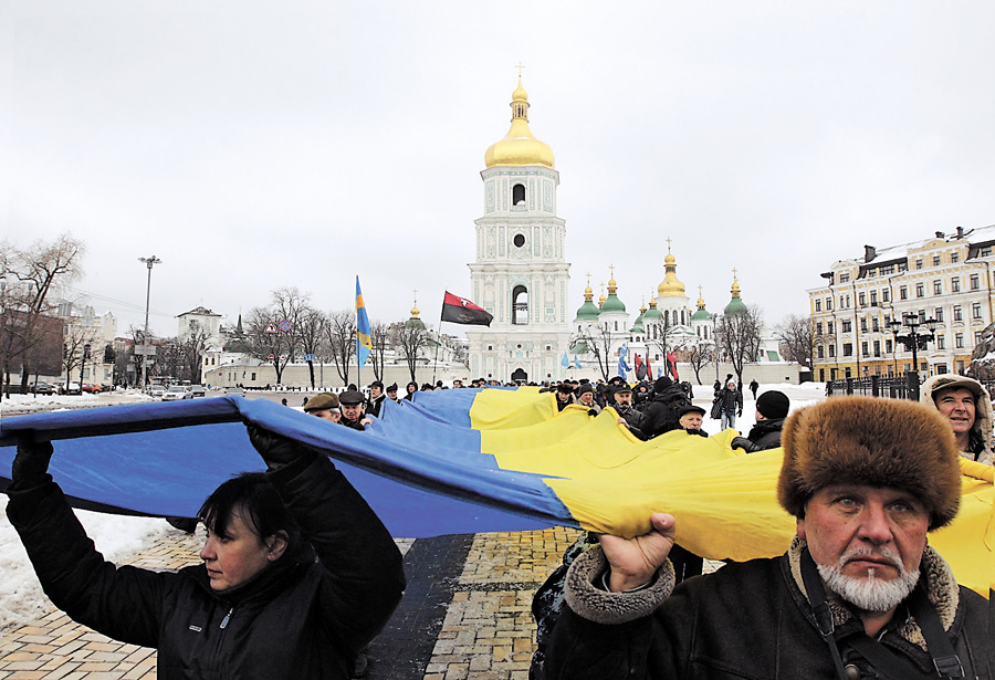 Єдність народу є запорукою стабільності в країні. Фото УНIAН