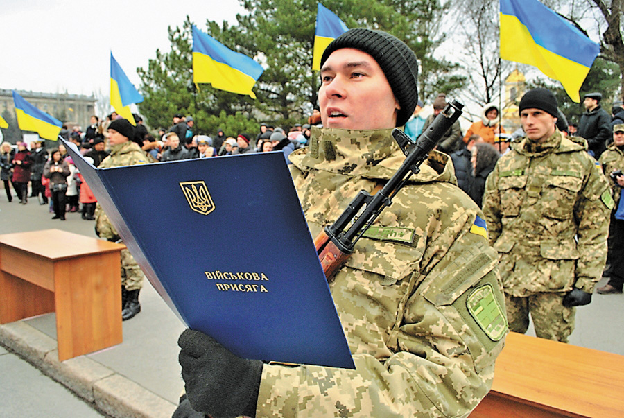 Учора — цивільні юнаки, сьогодні — захист і надія держави. 