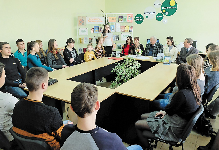 Зустрічі з молодими читачами — найкращий спосіб дізнатися, які видання їм до смаку. Фото з сайту junatska.blogspot.com