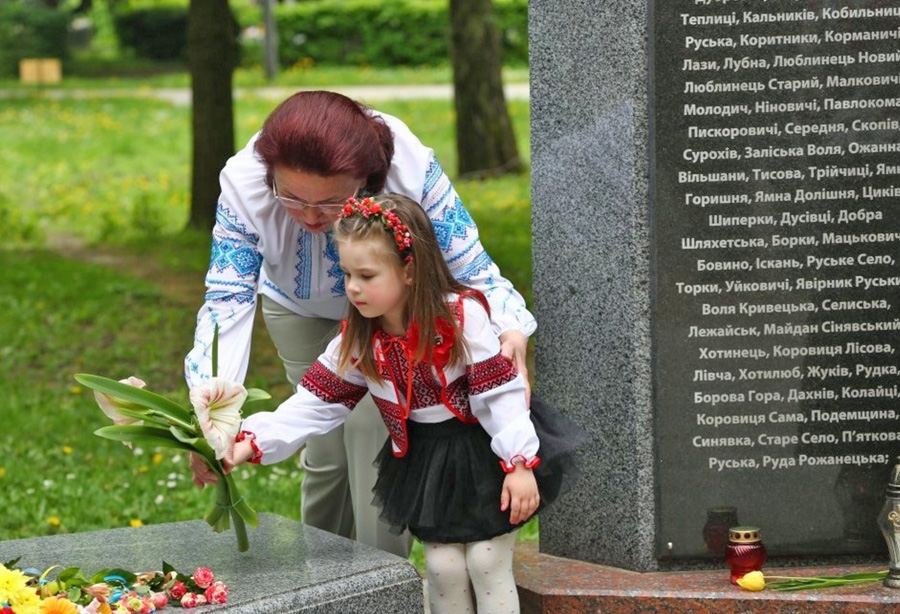 Пам’ять про трагедію українців Закерзоння живе в’’ поколіннях їхніх нащадків... Фото з сайту volynnews.com