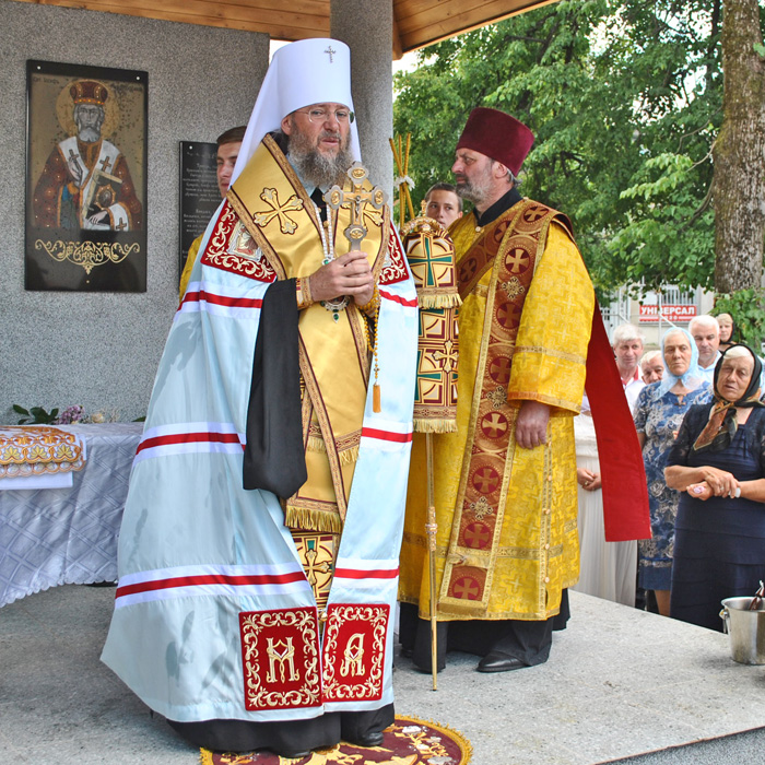 Таїнство біля каплиці на честь святителя Йосипа Чумалівського