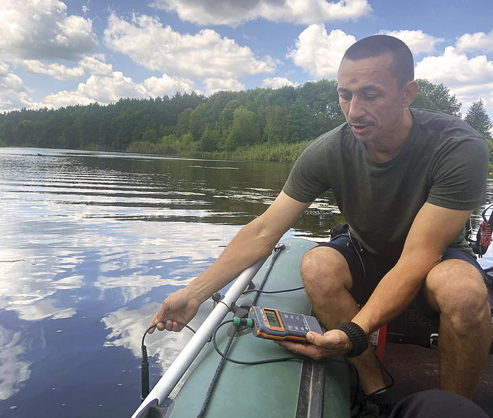 Екологи бачать, що Рось, як і багато інших малих і великих річок країни, перебувають у занедбаному стані. Фото з сайту nadrossya.com