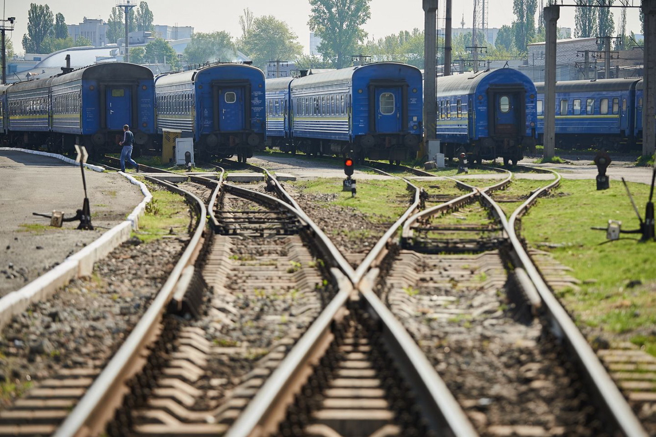 Спершу треба розбудувати своєрідні роздаткові хаби, проклавши рейки європейської ширини. Фото з сайту tykyiv.com