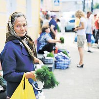 Навіщо йдуть у стихійні торговці