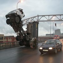 За кермом мають бути лише професіонали