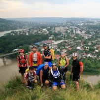 На пагорбі доль і традицій