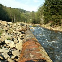 Після греблі — тільки каміння