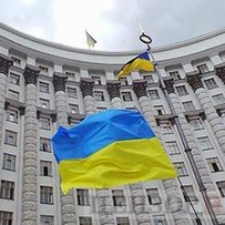 Рік, що минає, уряд завершує на позитиві 