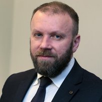 Заступник міністра фінансів України Роман Єрмоличев: «Навіть в умовах війни освітню, медичну і соціальну реформи буде фінансово забезпечено»