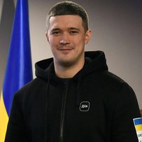 Віцепрем’єр-міністр з інновацій, розвитку освіти, науки та технологій — міністр цифрової трансформації Михайло Федоров: «За кілька років в Україні з’являться оборонні технологічні компанії вартістю більш як мільярд доларів»