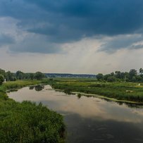 І знову там лунають звуки бою…