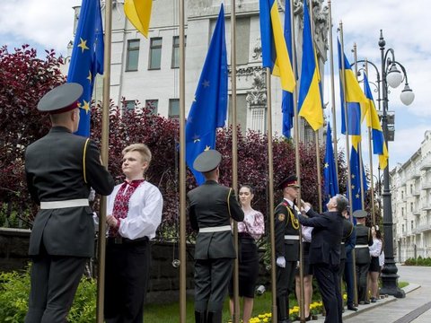  Звернення Президента Петра Порошенка з нагоди святкування Дня Європи в Україні